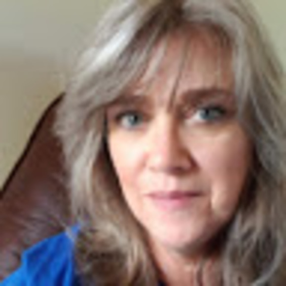 Meet your Posher, Kim - Picture 1 of 1